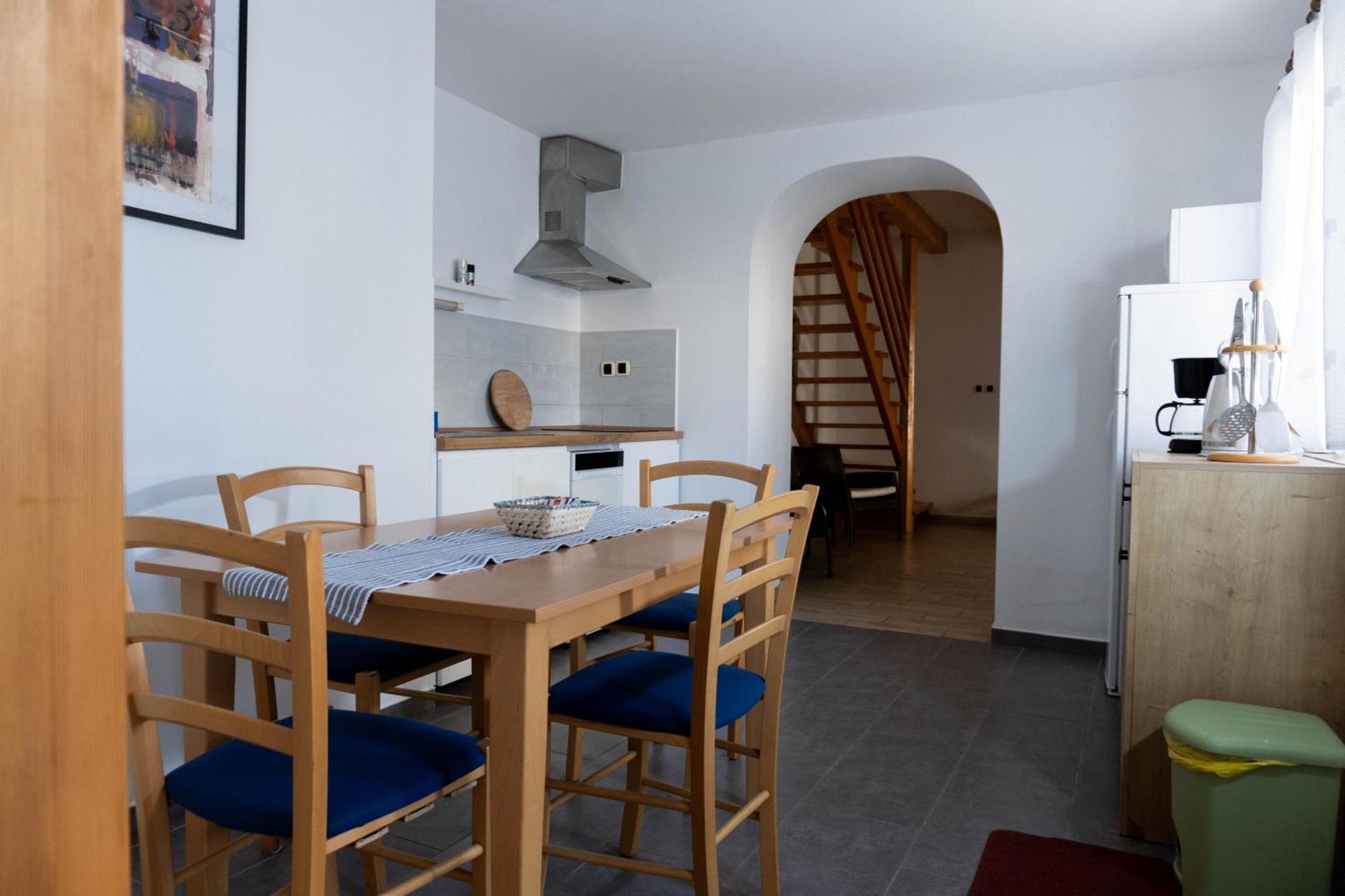 Apartment Deborah Krnica Bagian luar foto